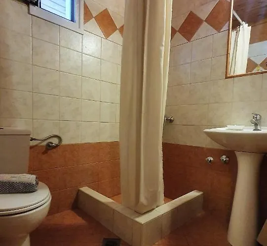 Rodon Garden Centre 3*