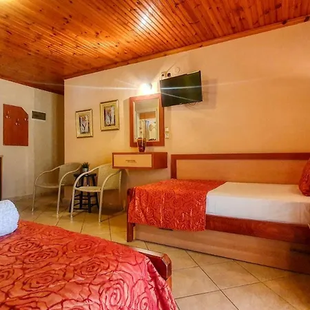 Rodon Garden Centre بيت ضيافة