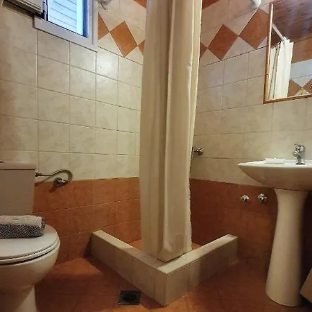 Rodon Garden Centre 3*